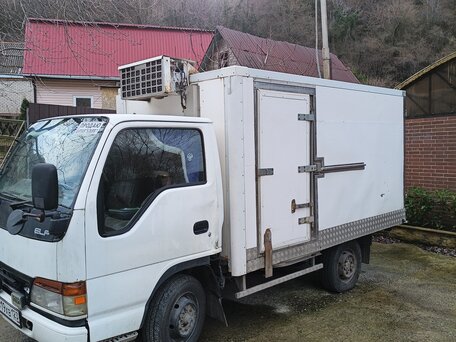 1996 Isuzu Elf (N-series), белый, 680000 рублей, вид 4