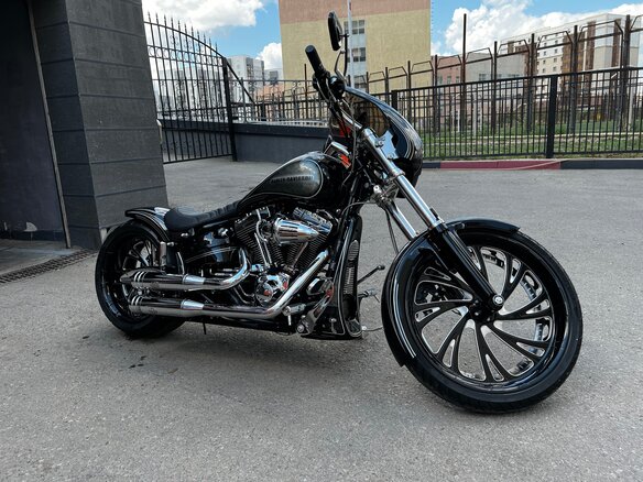 2014 Harley-Davidson Breakout, чёрный, 3500000 рублей - вид 22