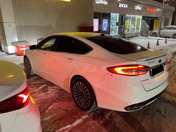 2018 Ford Fusion (North America) II Рестайлинг, белый - вид 5