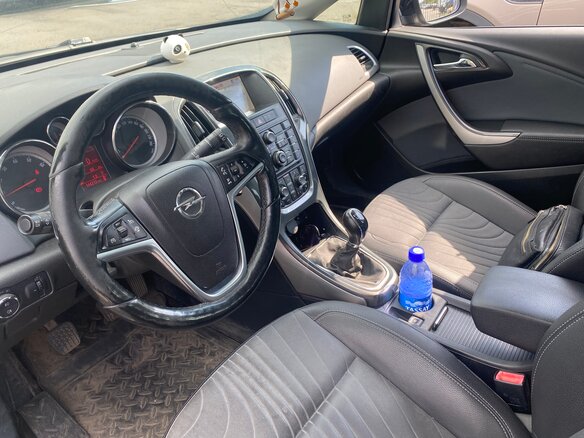 2013 Opel Astra J Рестайлинг, чёрный, 960000 рублей - вид 7