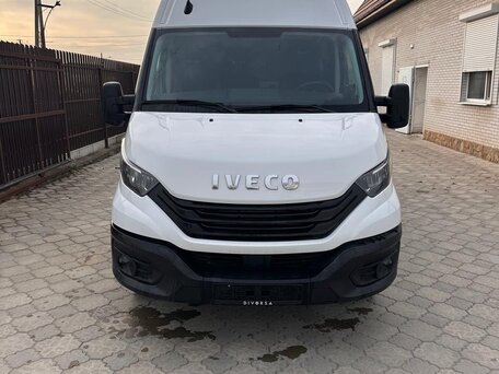 2023 Iveco Daily, белый, 4900000 рублей, вид 2