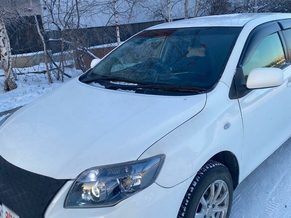 2010 Toyota Corolla Fielder X (E140, E150) Рестайлинг, белый, 850000 рублей
