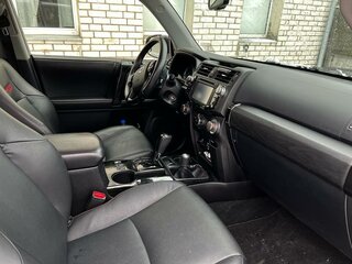 2016 Toyota 4Runner V Рестайлинг, фиолетовый, 3080000 рублей, вид 5