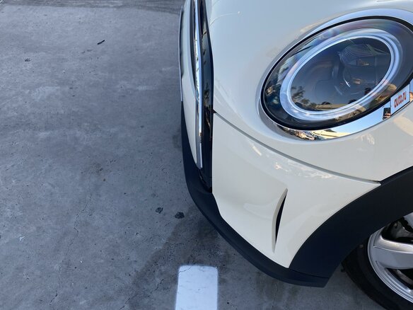 2021 Mini Hatch One III (F55/F56) Рестайлинг 2, белый, 2800000 рублей - вид 9