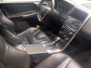 2014 Volvo XC60 I Рестайлинг, синий, 2200000 рублей, вид 4