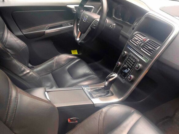 2014 Volvo XC60 I Рестайлинг, синий, 2200000 рублей - вид 3