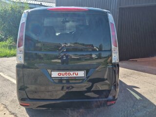 2010 Nissan Serena IV (C26), чёрный, 1150000 рублей, вид 5