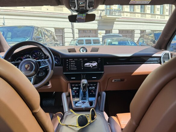 2021 Porsche Cayenne Coupé III, чёрный, 11900000 рублей - вид 19