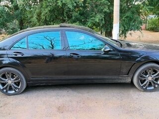 2007 Mercedes-Benz S-Класс 500 Long V (W221), чёрный, 1300000 рублей, вид 3