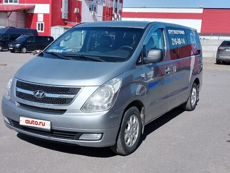 2013 Hyundai Grand Starex, серебристый, 1300000 рублей, вид 1