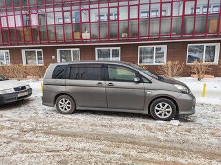 2012 Toyota ISis I Рестайлинг, серый, 1290000 рублей, вид 4