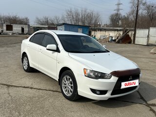 2010 Mitsubishi Lancer X, белый, 810000 рублей, вид 2