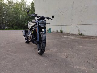 2022 Husqvarna Svartpilen 401, чёрный, 600000 рублей, вид 2