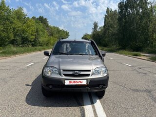 2018 Chevrolet Niva I Рестайлинг, бежевый, 920000 рублей, вид 1