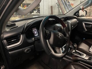 2018 Toyota Fortuner II, коричневый, 3800000 рублей, вид 4