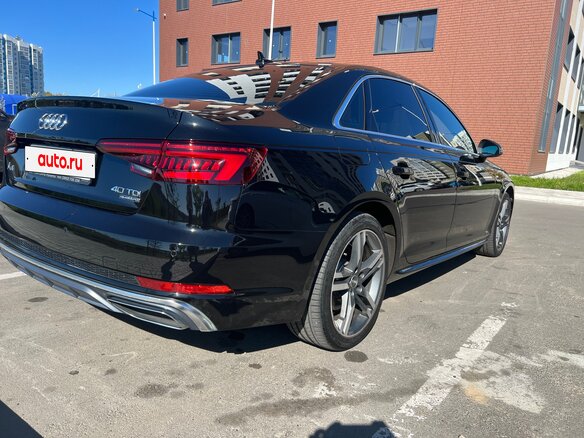 2018 Audi A4 V (B9), чёрный, 3150000 рублей - вид 3