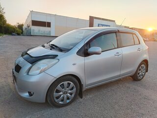 2007 Toyota Yaris Multimode II, серебристый, 520000 рублей, вид 2