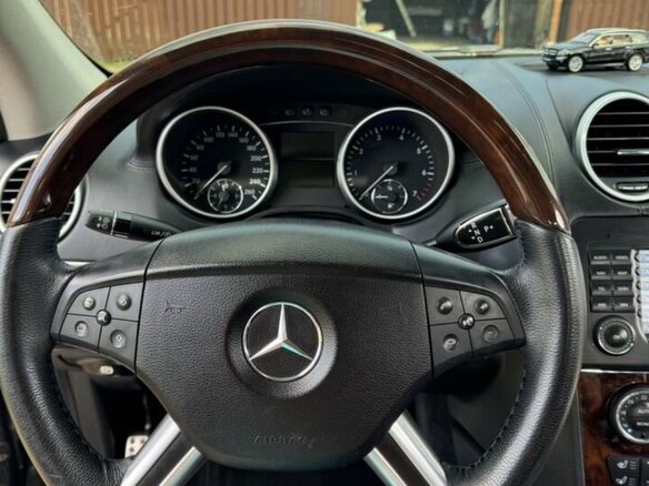 2008 Mercedes-Benz GL-Класс 500 I (X164), чёрный, 1500000 рублей - вид 16