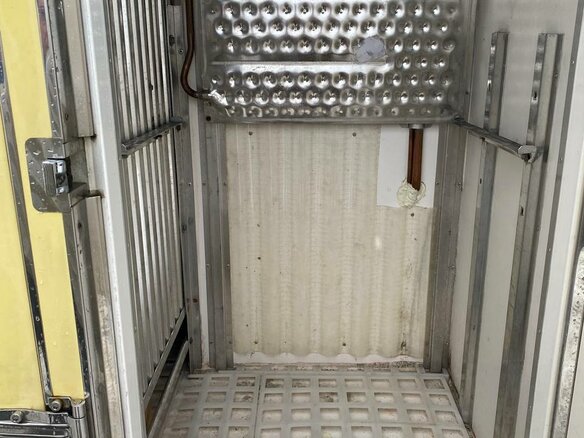 2008 Mercedes-Benz Sprinter, жёлтый, 1358477 рублей - вид 12