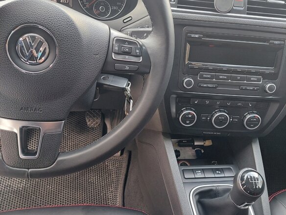 2012 Volkswagen Jetta VI, белый, 990000 рублей - вид 2