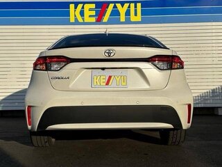 2020 Toyota Corolla XII (E210), белый, 1320000 рублей, вид 2
