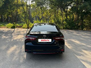 2022 Toyota Camry VIII (XV70) Рестайлинг, чёрный, 2550000 рублей, вид 5
