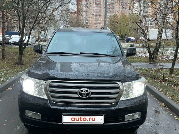 2011 Toyota Land Cruiser 200 Series, чёрный, 3200000 рублей