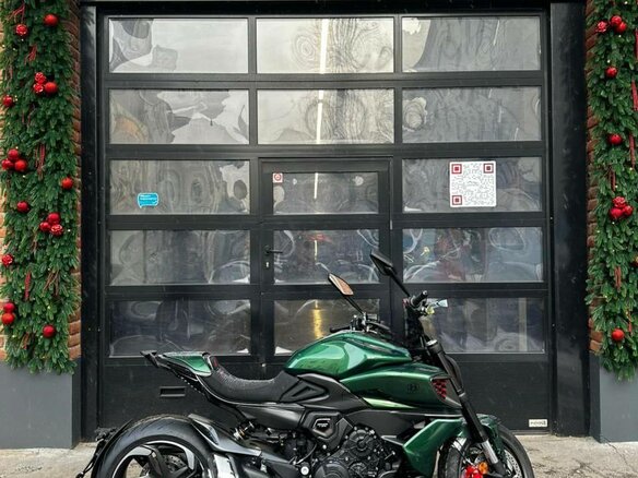 2023 Ducati Diavel V4, зелёный, 7700000 рублей - вид 10
