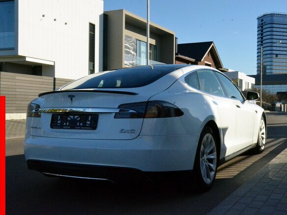 2015 Tesla Model S P85D I, белый - вид 6