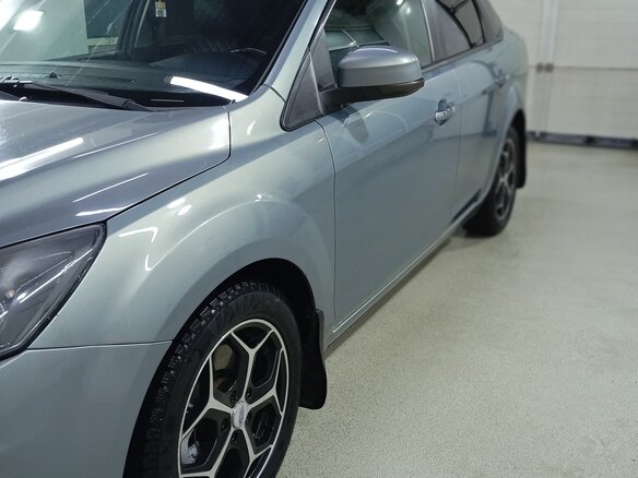 2010 Ford Focus II Рестайлинг, серый, 810000 рублей - вид 5
