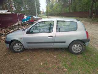 2001 Renault Clio II, серебристый, 250000 рублей, вид 5