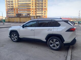 2019 Toyota RAV4 V (XA50), белый, 2700000 рублей, вид 4