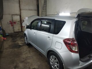 2010 Toyota Ractis I, серый, 870000 рублей, вид 2
