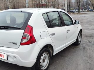 2011 Renault Sandero I, белый, 600000 рублей, вид 4