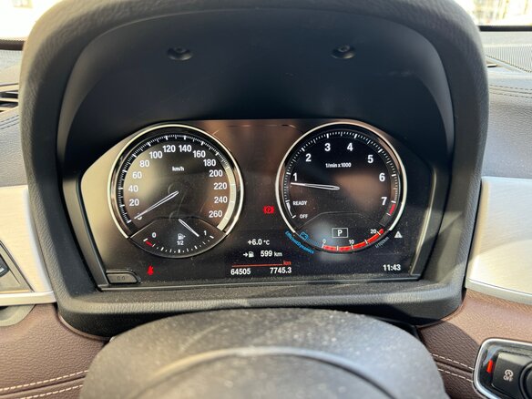 2021 BMW X1 20i xDrive II (F48) Рестайлинг, серый, 4050000 рублей - вид 9