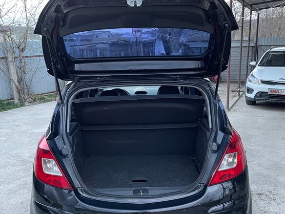2008 Opel Corsa D, чёрный, 550000 рублей - вид 4