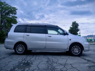 2001 Mitsubishi Dion I, серебристый, 399000 рублей, вид 5