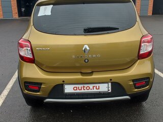 2015 Renault Sandero Stepway II, зелёный, 1300000 рублей, вид 3
