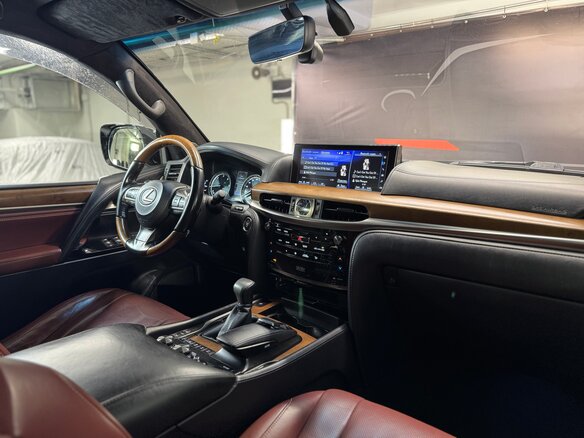 2017 Lexus LX 450d III Рестайлинг 2, белый, 6950000 рублей - вид 28