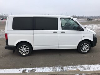 2013 Volkswagen Caravelle T5 Рестайлинг, белый, 2500000 рублей, вид 3