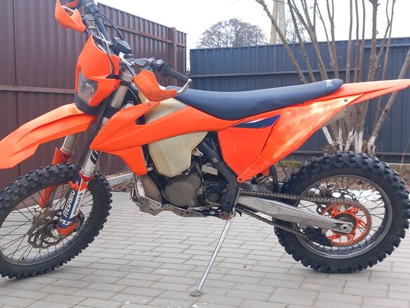 2022 KTM 300 EXC, оранжевый, 650000 рублей