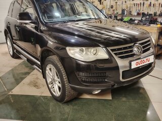 2006 Volkswagen Touareg I Рестайлинг, чёрный, 1500000 рублей, вид 2