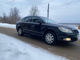 2011 Skoda Octavia II (A5) Рестайлинг, чёрный, 850000 рублей, вид 5