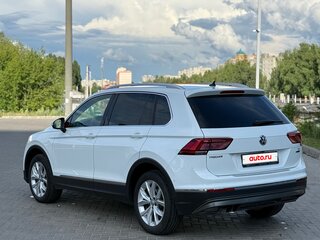 2017 Volkswagen Tiguan II, белый, 2150000 рублей, вид 5