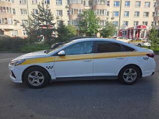 2019 Hyundai Sonata VII (LF) Рестайлинг, белый, 1050000 рублей, вид 4