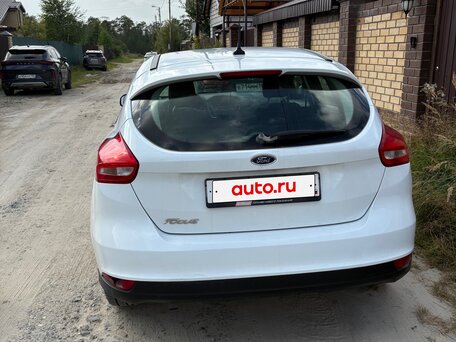 2018 Ford Focus III Рестайлинг, белый, 800000 рублей, вид 4