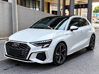 2022 Audi A3 Sportback 35 TFSI IV (8Y), белый, 1960007 рублей, вид 1