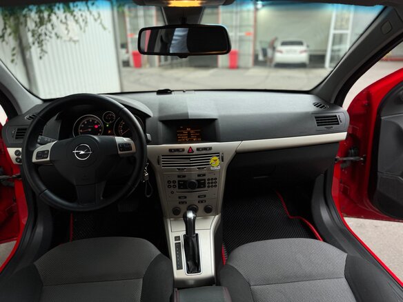 2008 Opel Astra H Рестайлинг, красный, 610000 рублей - вид 10
