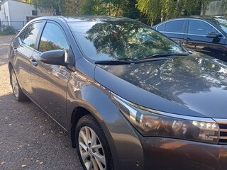 2013 Toyota Corolla XI (E160, E170, E180), серый, 870000 рублей, вид 1
