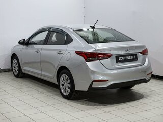 2019 Hyundai Solaris II, серебристый, 1479000 рублей, вид 2